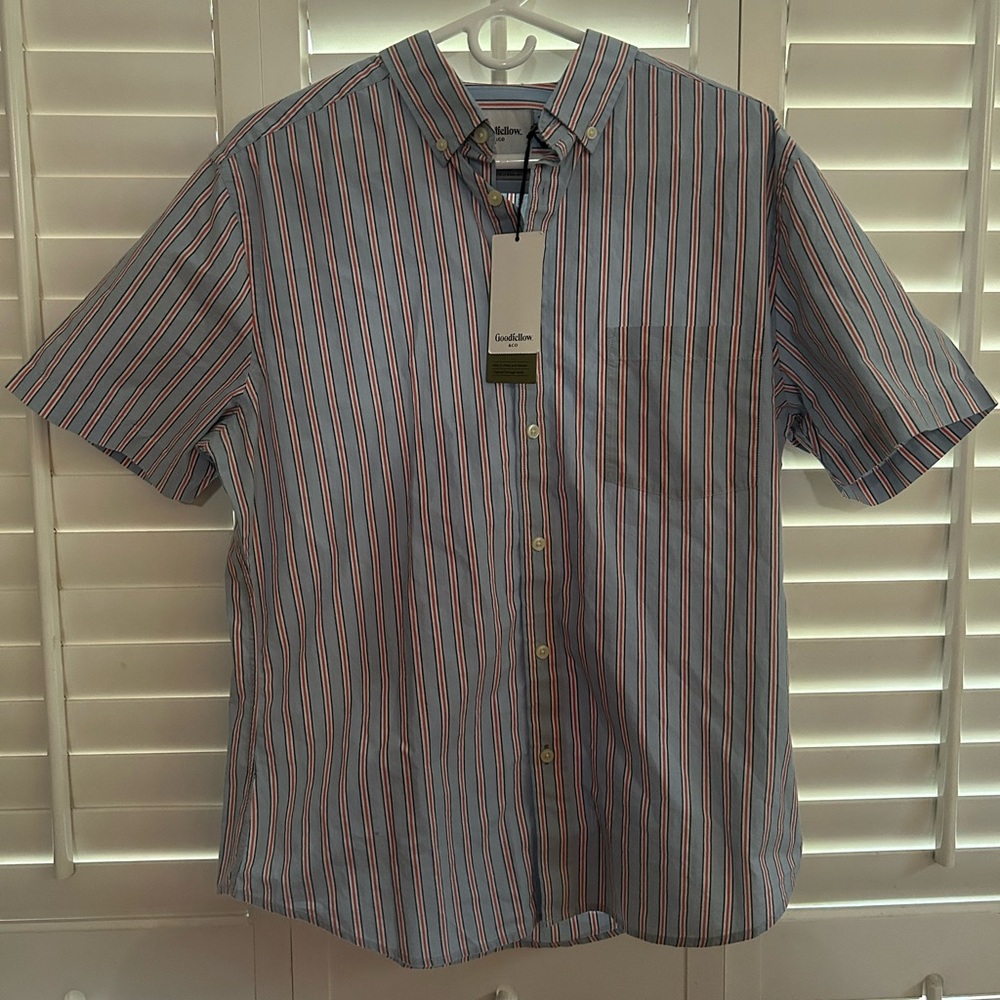 Men’s Striped Casual Button Down